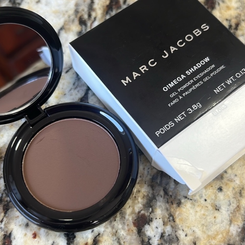 🌙💕Rare! Marc Jacob’s O! Snap Omega Eyeshadow